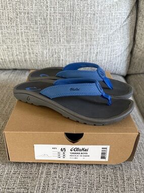 OluKai Boys Ohana Flip Flops Blue & Dark Gray